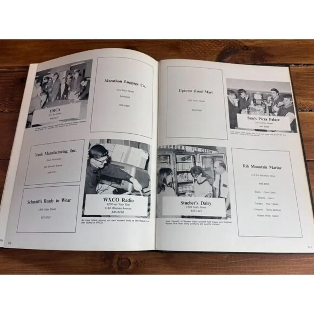 Wausau High School 1967 Wahiscan Yearbook Wausau, Wisconsin Vintage SIGNATURES‎